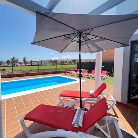 Villa Eva - New To The Market, Fully Refurbished Licensed Villa - Private Pool 科斯塔卡莱塔 外观 照片