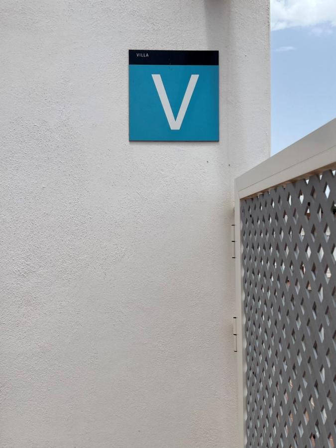 Villa Eva - New To The Market, Fully Refurbished Licensed Villa - Private Pool 科斯塔卡莱塔 外观 照片