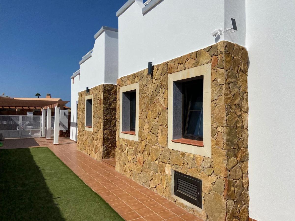 Villa Eva - New To The Market, Fully Refurbished Licensed Villa - Private Pool 科斯塔卡莱塔 外观 照片