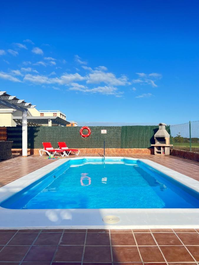 Villa Eva - New To The Market, Fully Refurbished Licensed Villa - Private Pool 科斯塔卡莱塔 外观 照片